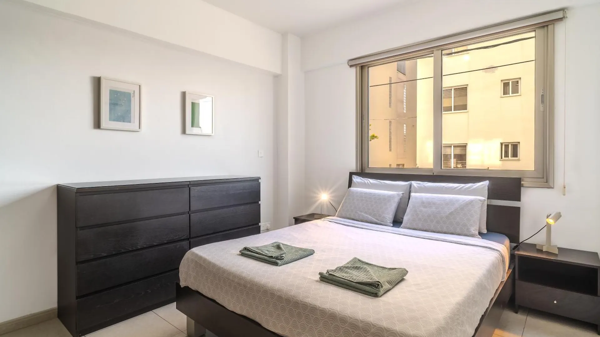 Appartement Elegant & Central Two Bedroom Flat Larnaca
